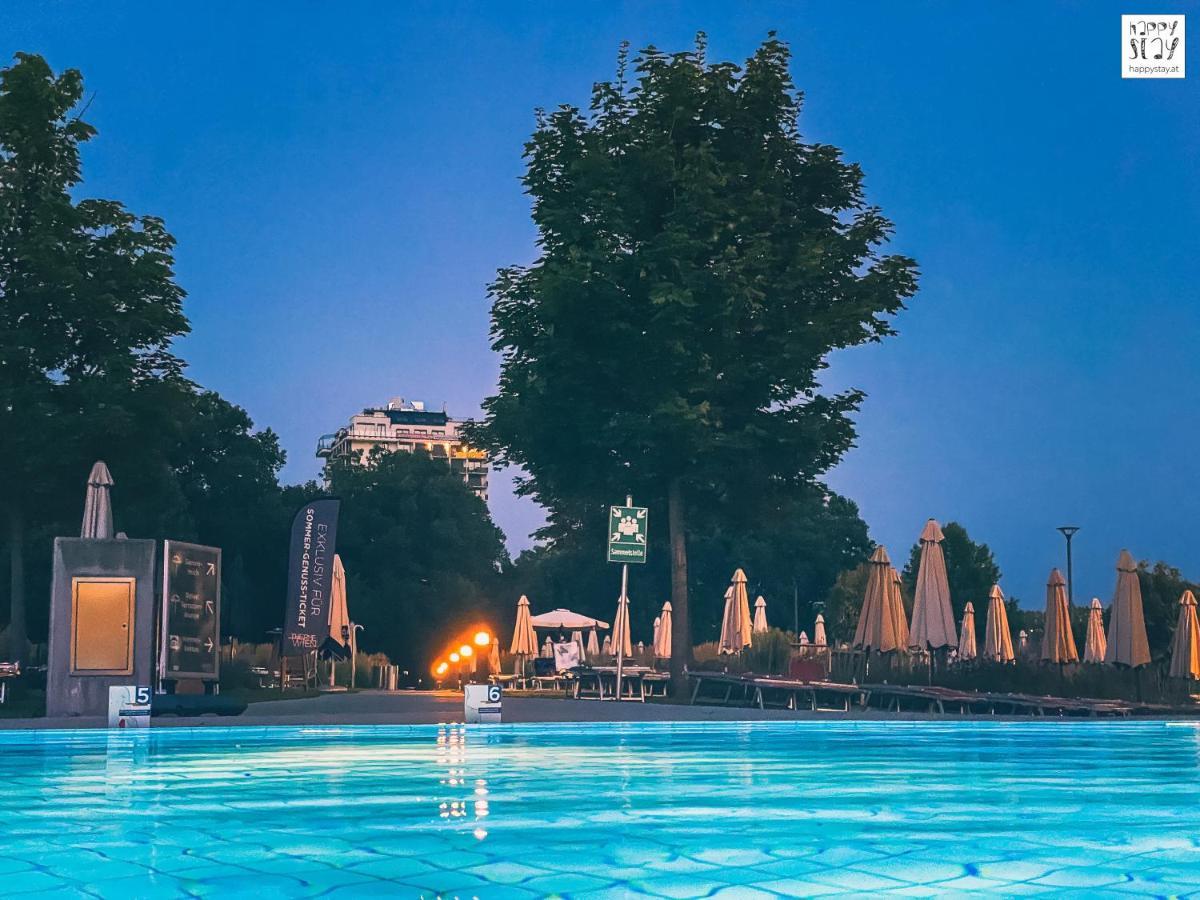 Parkblick - Therme Wien - Gratis Parken Im Der Garage - Terrasse - U-Bahn Exteriör bild